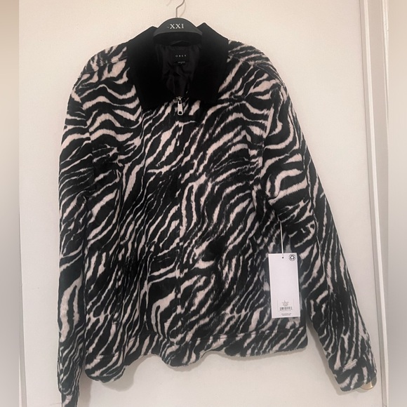 OBEY Winter Jacket - Picture 1 of 5